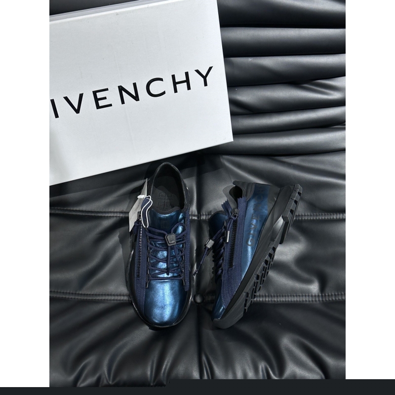 Givenchy Sneakers